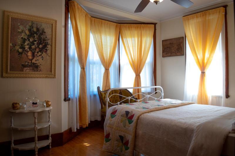 Complexe D'Hebergement La Maison Touristique Dugas Caraquet Εξωτερικό φωτογραφία
