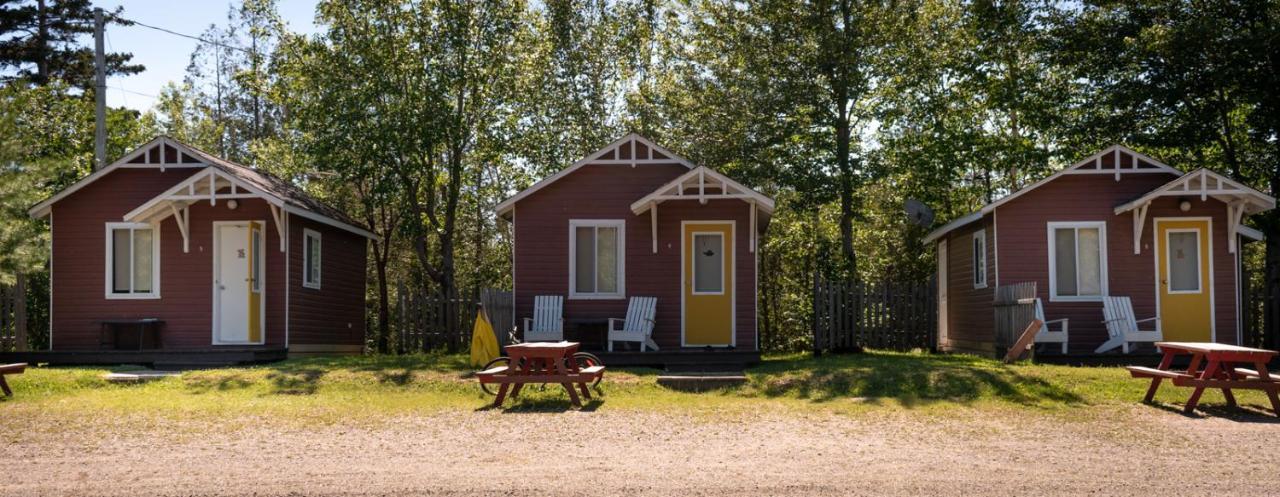 Complexe D'Hebergement La Maison Touristique Dugas Caraquet Εξωτερικό φωτογραφία